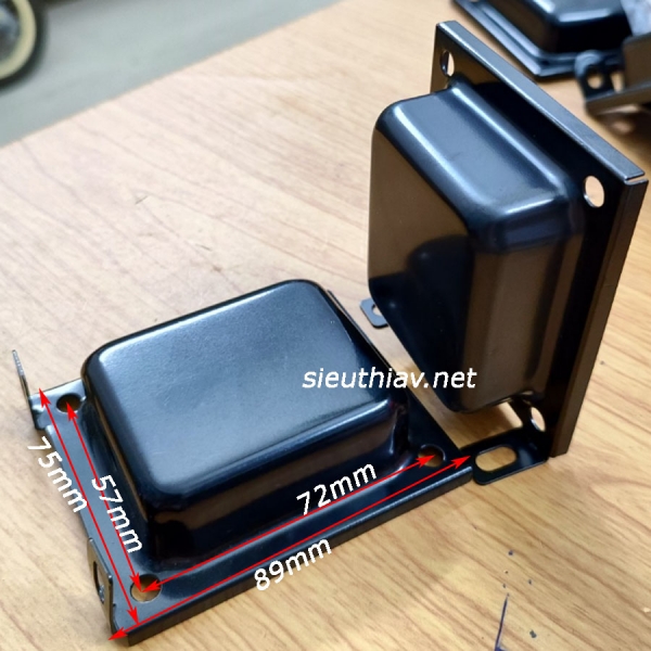 Ốp biến áp Fe28 có chân có viền dày 0.8mm(PK249A) ốp 86