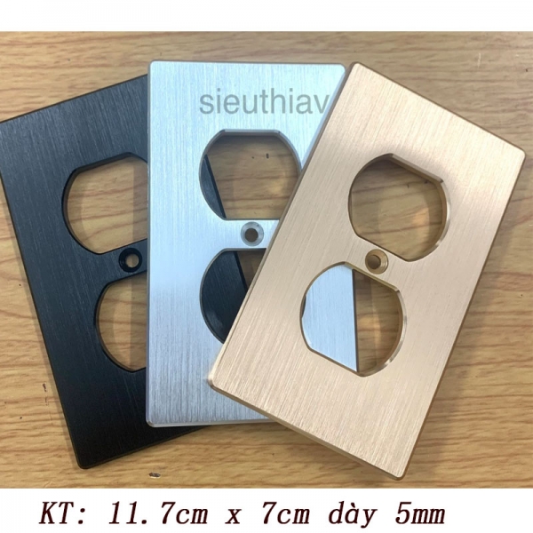 Mặt ổ cắm điện nhôm phay chữ nhật 11.7x7cm Màu trắng(pk724)