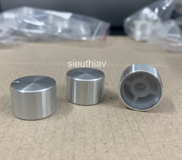 Núm nhôm 20x13mm (trắng) (NVL159)